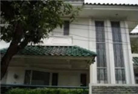 Bangka Bed And Breakfast Yakarta Exterior foto